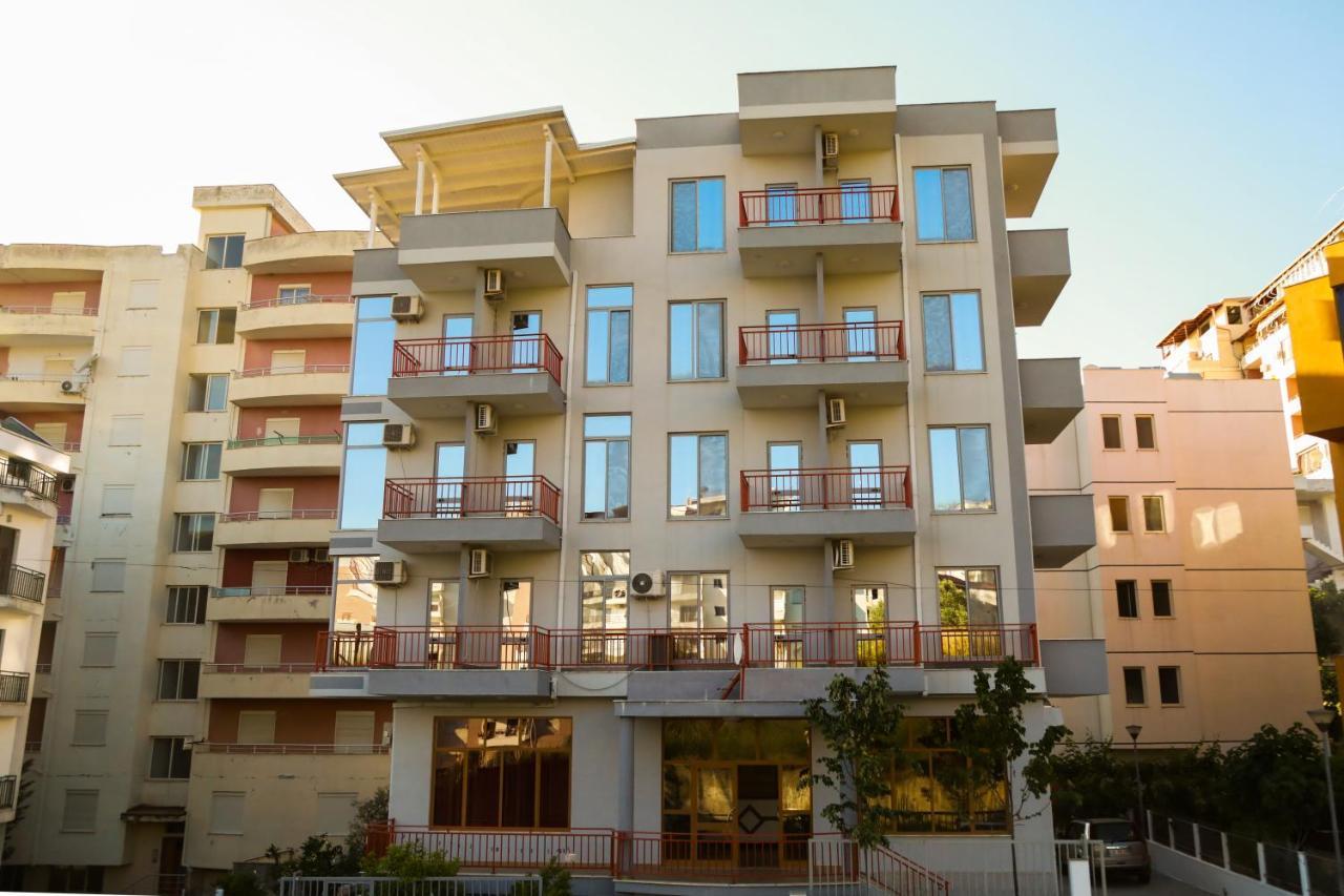 Hotel Vila Namiku Durrës Exterior foto