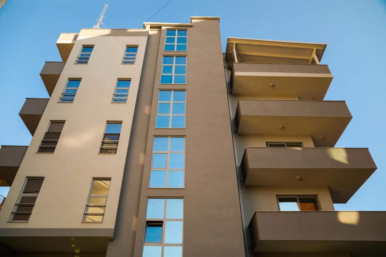 Hotel Vila Namiku Durrës Exterior foto
